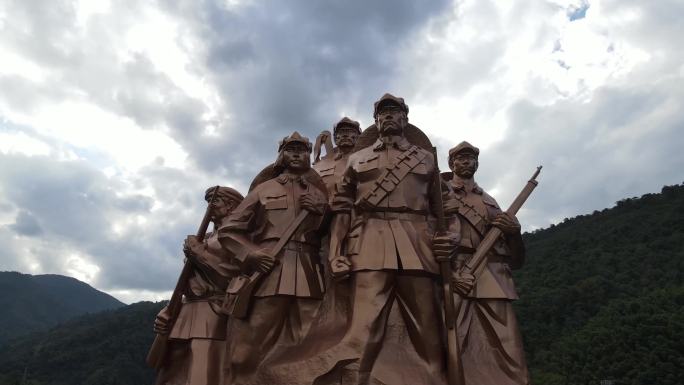 井冈山革命根据地红军雕塑火把号角烈纪念碑