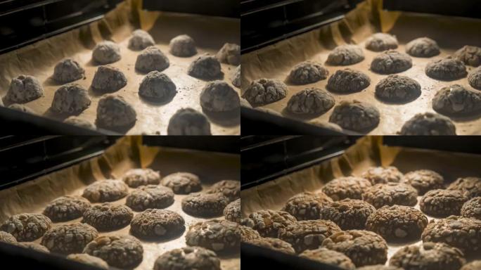 在烤箱中烘烤的托盘中延迟新鲜出炉的巧克力曲奇饼干