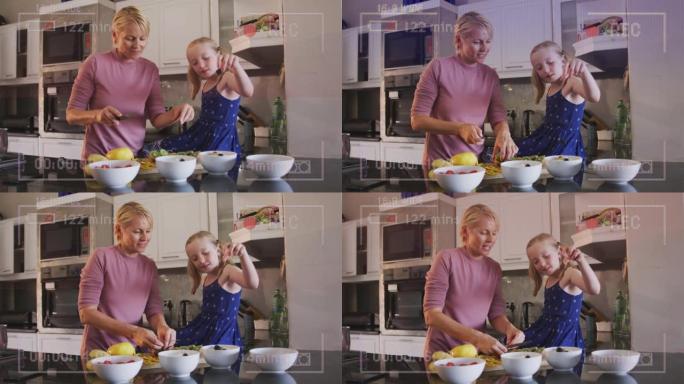 视频录制界面动画，厨房烹饪快乐母女