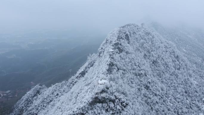 湖南邵阳洞口雪峰山雪景航拍