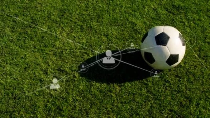 与人联系网络的动画足球运动员踢球的图标
