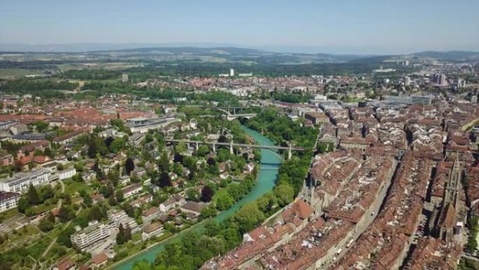 瑞士晴天伯尔尼城市景观河畔空中全景4k