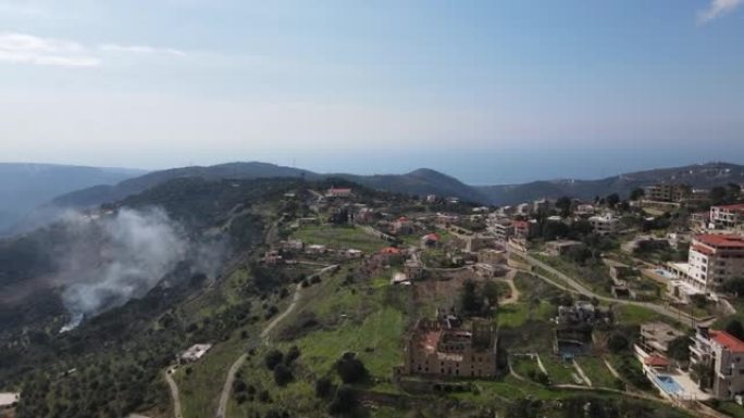 无人机拍摄的照片显示了黎巴嫩乔夫山地区的黎巴嫩村庄Kfarmatta。