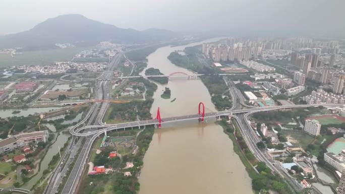 航拍福建漳州九龙江芝山大桥风光