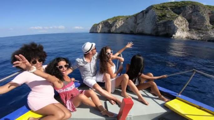 4k视频，朋友在希腊扎金索斯的船上享受暑假