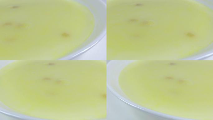 玉米奶油汤，特写视频剪辑