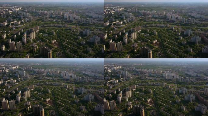 俄罗斯莫斯科城市景观西南区太阳光空中全景4k