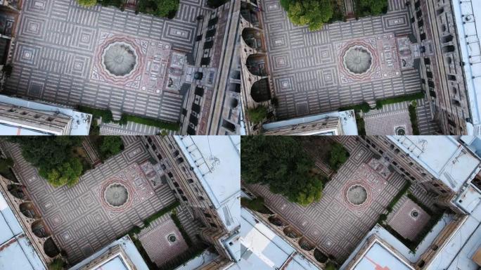 大马士革阿兹姆宫的鸟瞰图。叙利亚最美丽的宫殿之一。我们可以看到宫殿中间的宫廷。