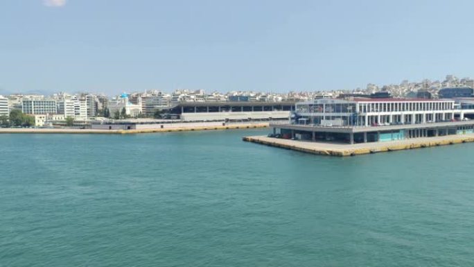 希腊比雷埃夫斯港的景色