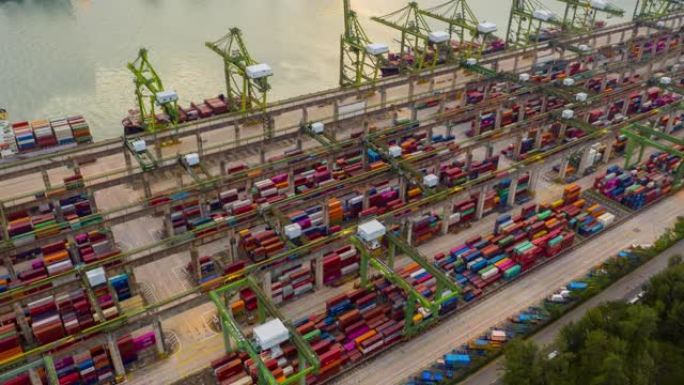 阳光灿烂的一天新加坡城市著名的海湾码头集装箱港口交通空中俯拍延时全景4k