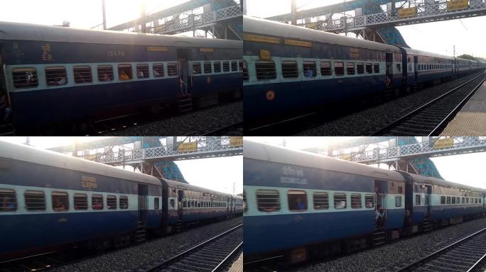 12345 SARAIGHAT EXP，Howrah Jn至Guwahati。高速印度火车在郊区铁路
