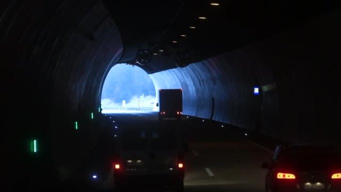 出站隧道，公路隧道上的乘客视角驾驶