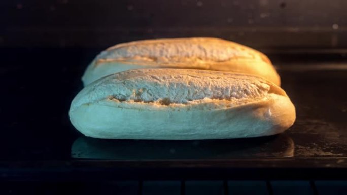 迷你法式长棍面包在烤箱中烘烤自制延时拍摄4K