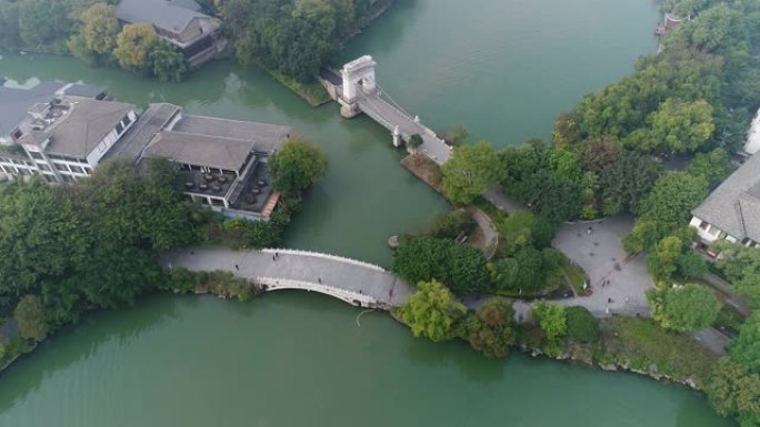 桂林市从李河散布在群山之中