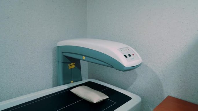 有床位和医疗设备的医疗培训室