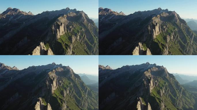 瑞士阿彭泽勒阿尔卑斯山山脊的惊人天线