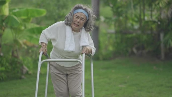 老年成人步行与活动助行器和膝盖疼痛在家期间的时间检疫和社交距离