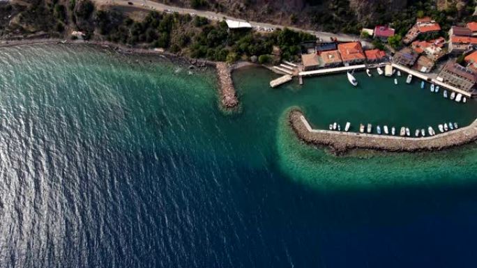 土耳其伟大的古代港口Assos。