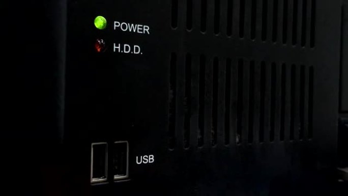 USB电脑插头输入关闭。
