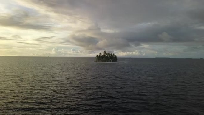 密克罗尼西亚楚克的无人岛吉普岛