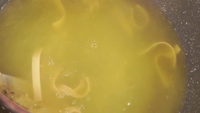 开水汆汤煮豆皮千张豆制品 (5)