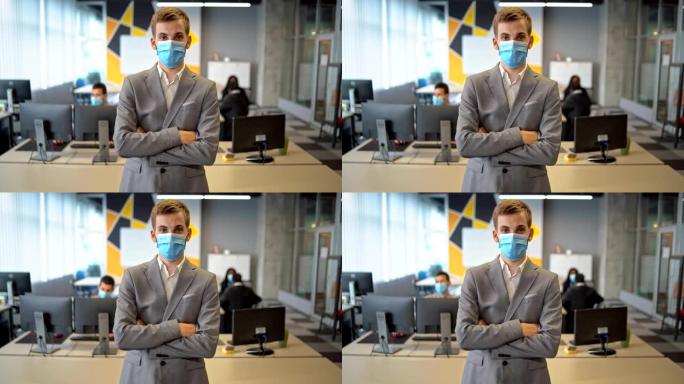 我要赢得胜利-自信的商人在他的办公室里戴着防护面罩，看着镜头