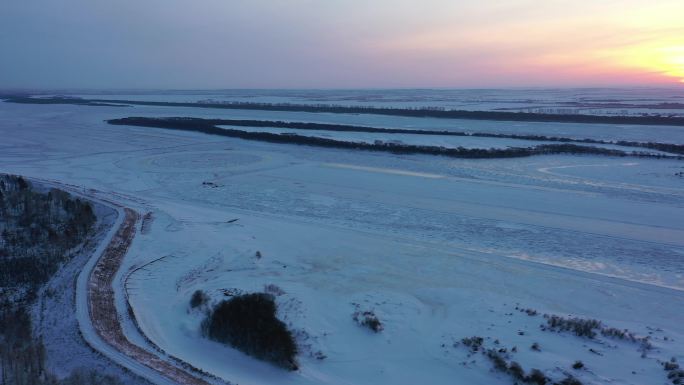 雪地日落阳光航拍