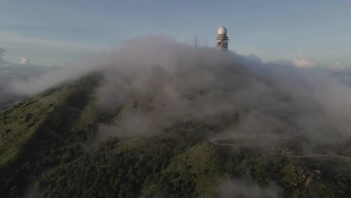 4K，慢动作，香港最高峰大帽山天文台站