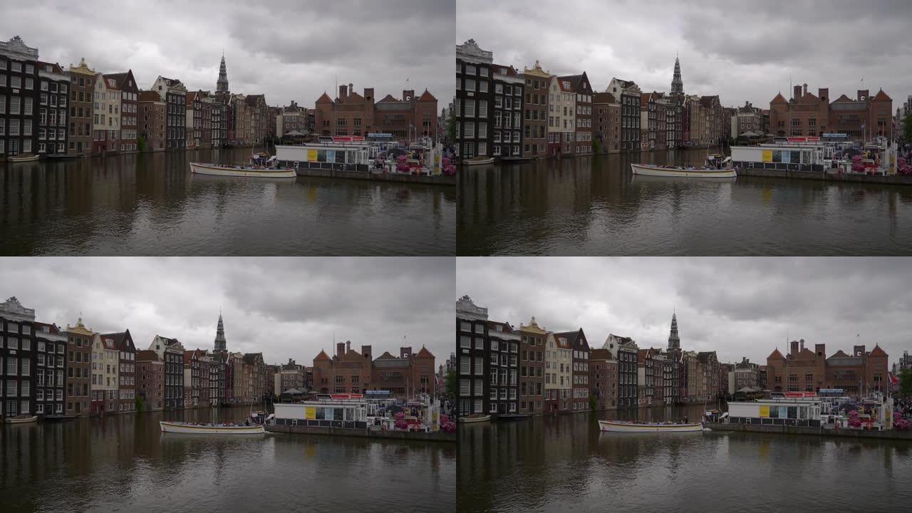 多云的一天阿姆斯特丹市中心渡船码头站全景4k荷兰