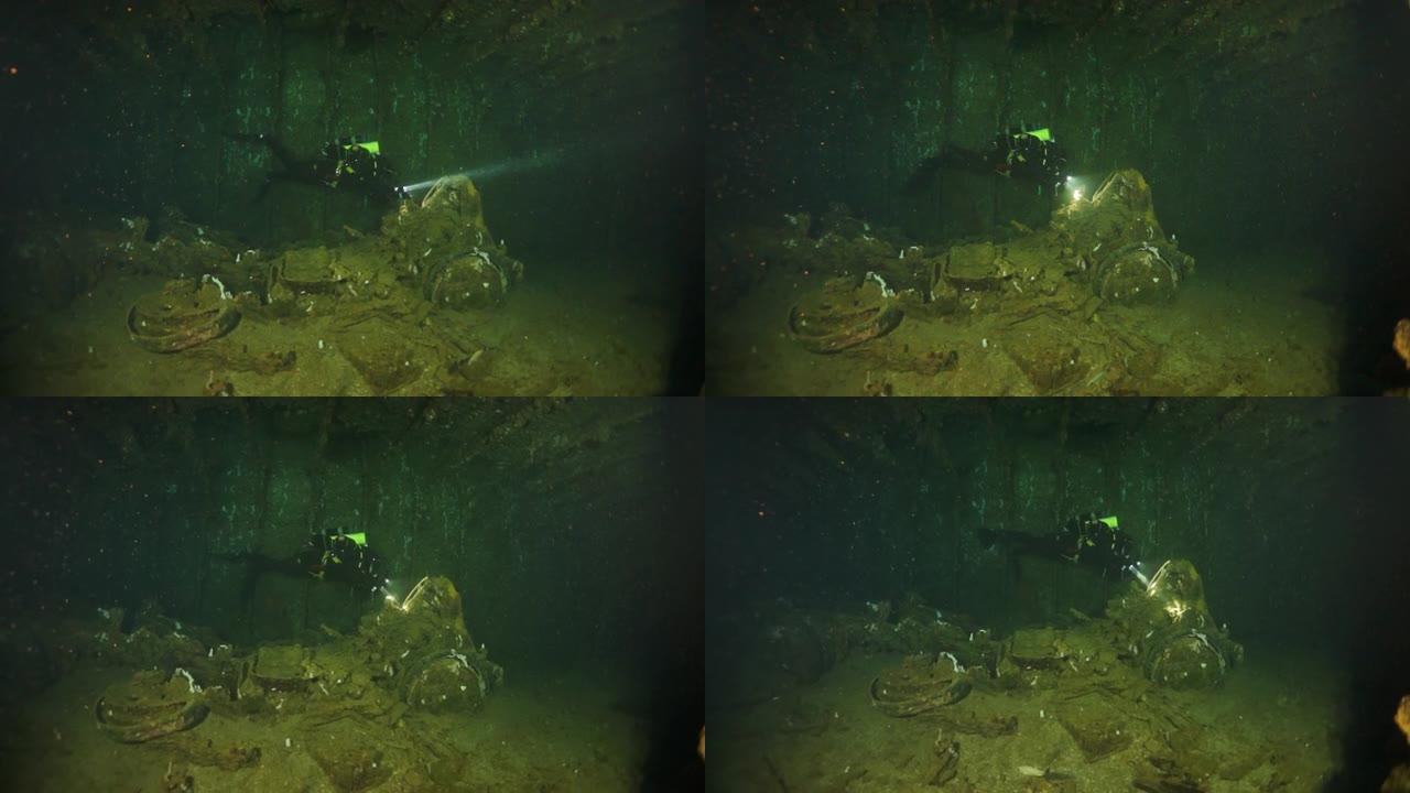 在楚克群岛沉船的特鲁克泻湖潜水。