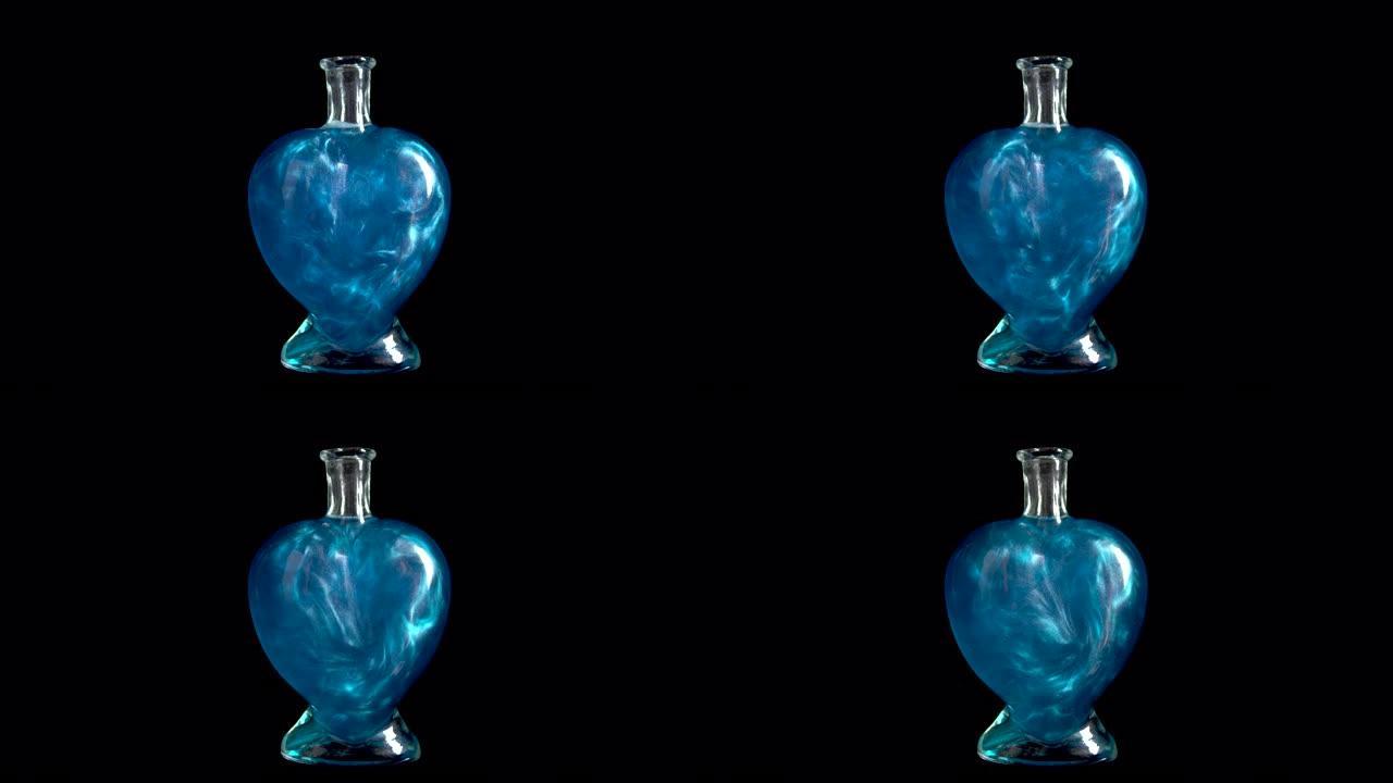 带有蓝色液体的心脏形式的玻璃瓶。长生不老药正在旋转，并充满液体。爱情的药水被隔离在黑色背景上。