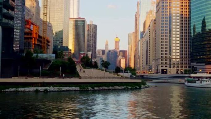 日落时段的芝加哥市