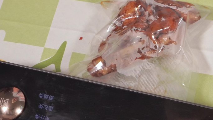塑封熟食封口机真空袋包装打包卤鸡腿(6)