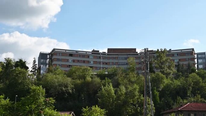 翁布里亚特尔尼医院概述