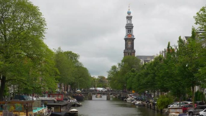 阿姆斯特丹市中心旅游船交通运河桥全景4k荷兰