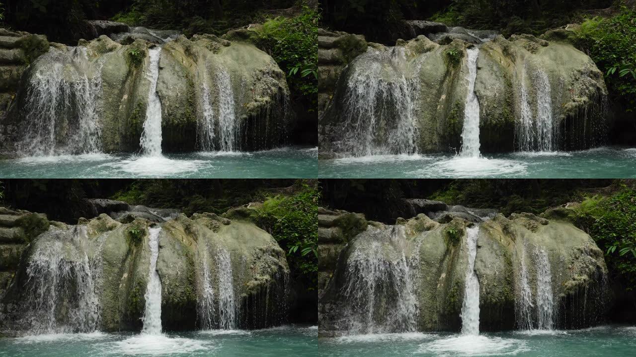 美丽的热带瀑布。菲律宾、棉兰老岛