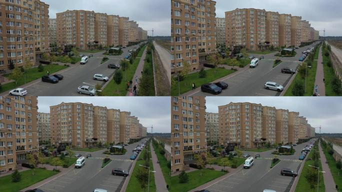 乌克兰基辅地区Sofiyevskaya Borshchagovka-2020年10月: 小屋和公寓楼