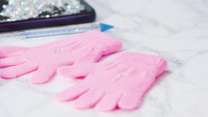 水钻粉色儿童手套