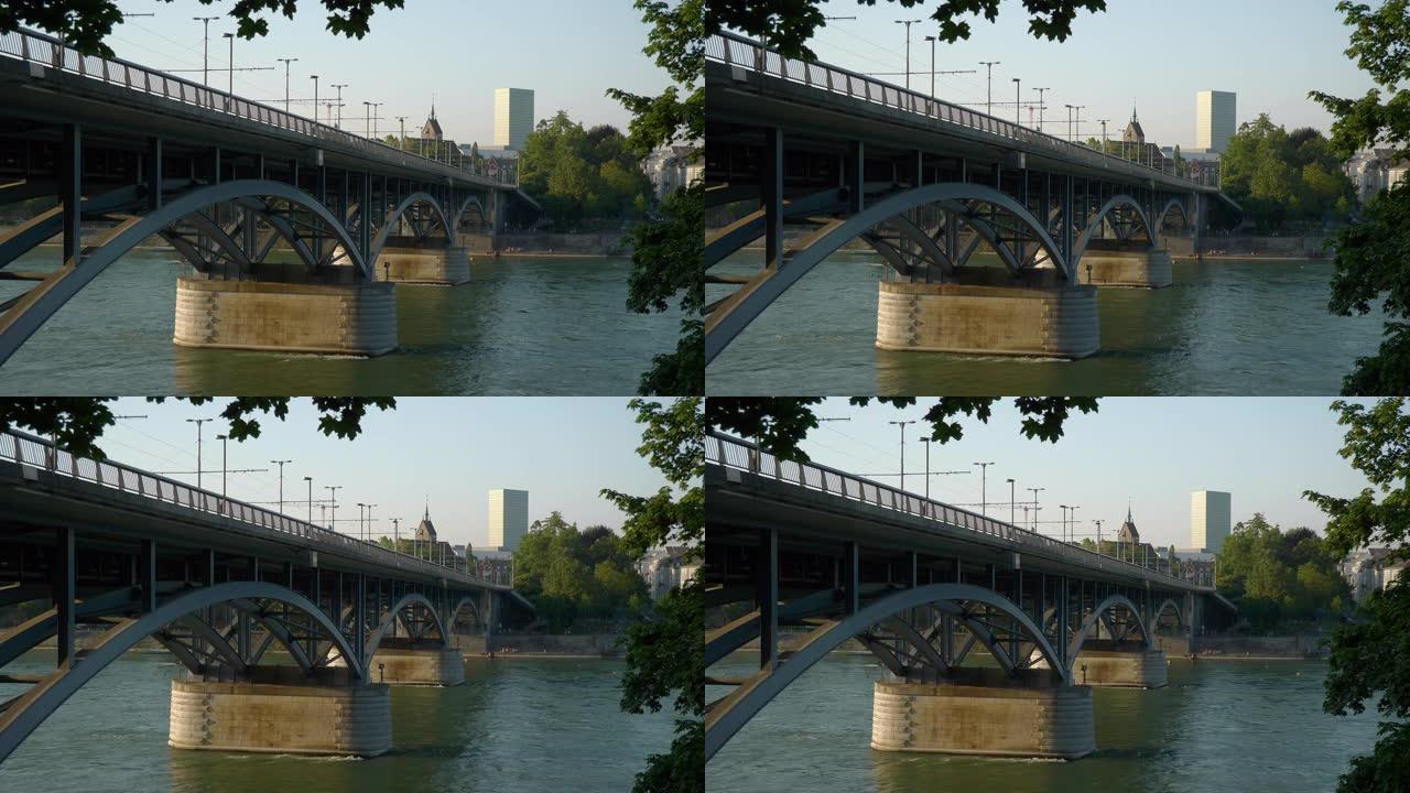 日落时间巴塞尔城市河畔交通桥慢动作全景4k瑞士