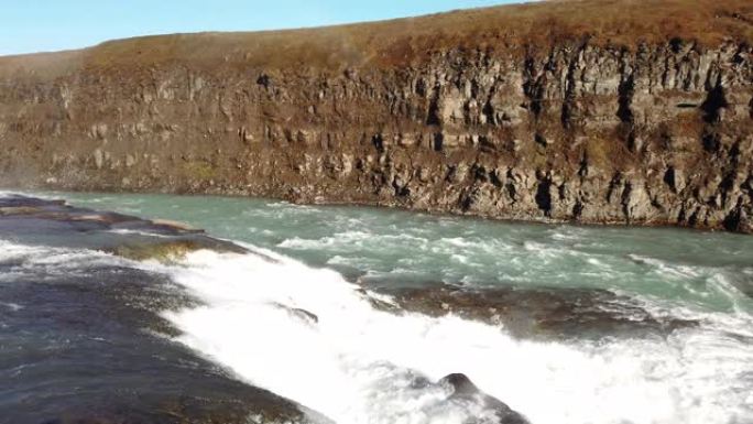 冰岛古尔福斯瀑布的美丽景色