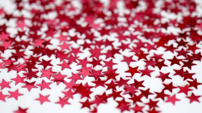 红色星星落在桌子上