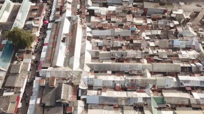 穷人居住的贫民窟的无人机视频