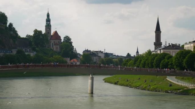 萨尔茨堡中心著名的河流城市景观慢动作全景4k奥地利