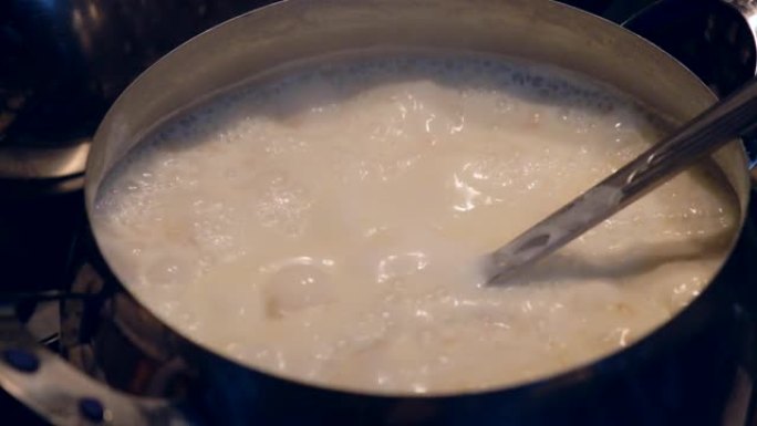 锅里煮酸奶汤，120fps慢动作镜头，