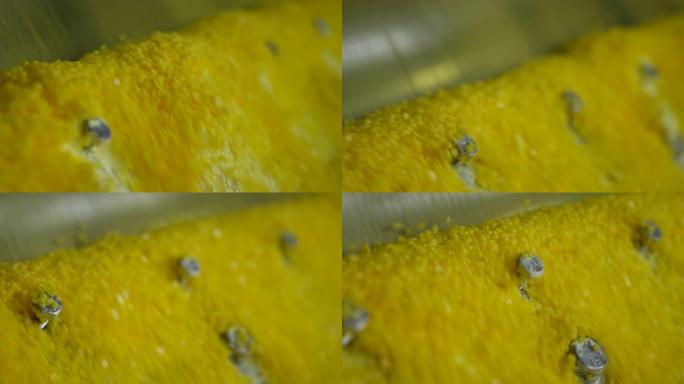 黄色硫颗粒落在轮胎制造过程宏观