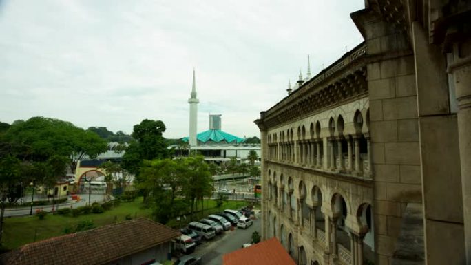 马来西亚吉隆坡国家清真寺的时间流逝。