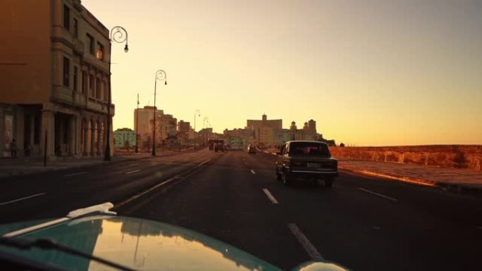 黄昏在古巴开车行车记录第一视角国外开车
