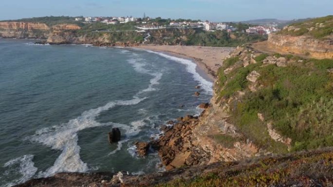 埃里塞拉的圣洛伦科海滩是葡萄牙埃里塞拉世界冲浪保护区的一部分。