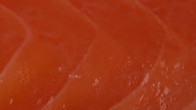 红鲑鱼片的宏观视图。