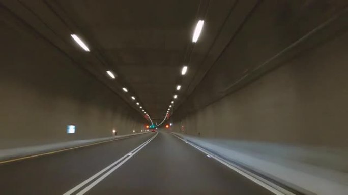 汽车驶过隧道车窗外驾驶开车第一视角